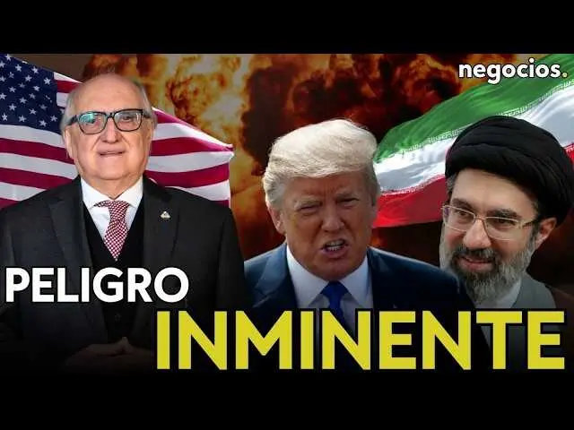 Captura de pantalla de Alfredo Jalife durante su entrevista en Negocios TV, con gr&aacute;ficos estrat&eacute;gicos sobre Oriente Medio en el fondo.<br>                        <br>                        <br>                        <br>                      