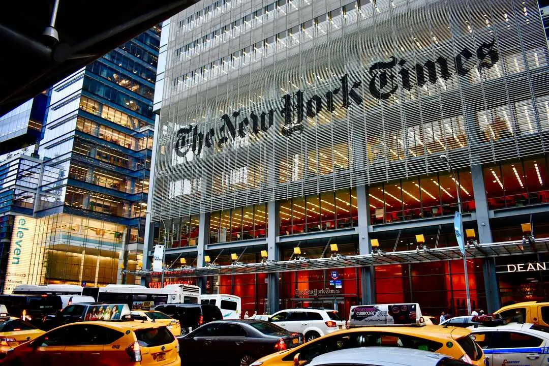 The New York Times

Foto de Andres Oropeza en Unsplash