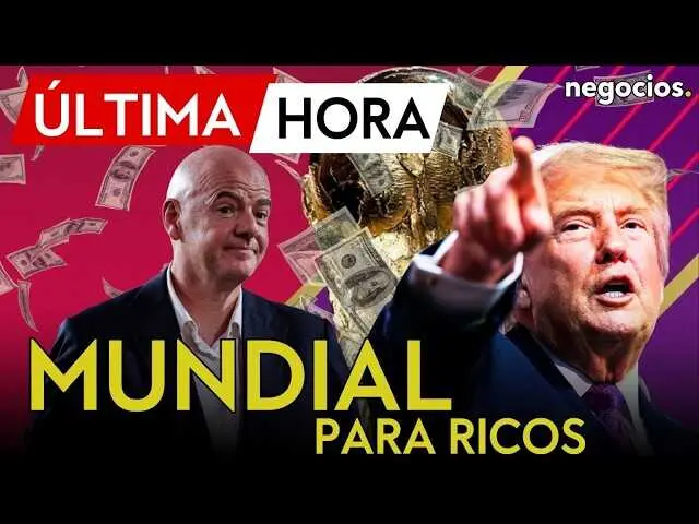 Gianni Infantino ofreciendo una conferencia de prensa, con el logotipo de la FIFA y la Copa del Mundo visibles al fondo.<br>                        <br>                        <br>                        <br>                      