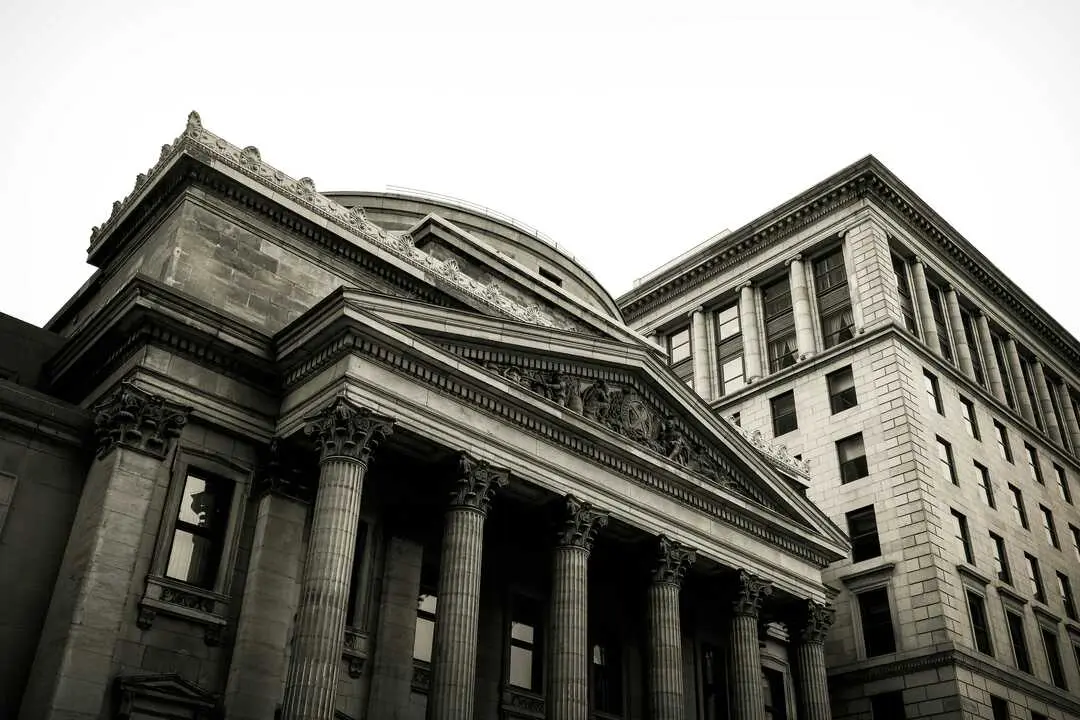 Banco de Inglaterra

Foto de Etienne Martin en Unsplash