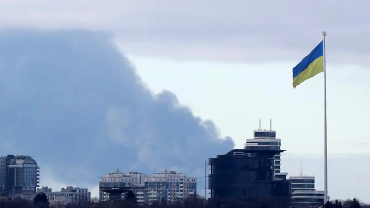 MOSCOW/KIEV, Feb. 24, 2024  -- This photo taken on Feb. 27, 2022 shows smoke rising in the sky in Kiev, Ukraine.,Image: 665222451, License: Rights-managed, Restrictions: , Model Release: no, Credit line: Lu Jinbo / Xinhua News / ContactoPhoto