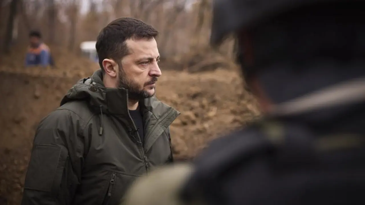 November 18, 2024, Kramatorsk, Donetsk Oblast, Ukraine: Ukrainian President Volodymyr Zelenskyy, listens to a briefing on the frontline situation by Vadym Fiashkin, head of the Donetsk Regional Military Administration, November 18, 2024, in Kramatorsk, Donetsk Oblast, Ukraine.,Image: 936013760, License: Rights-managed, Restrictions: , Model Release: no, Credit line: Ukraine Presidency/Ukrainian Pre / Zuma Press / ContactoPhoto