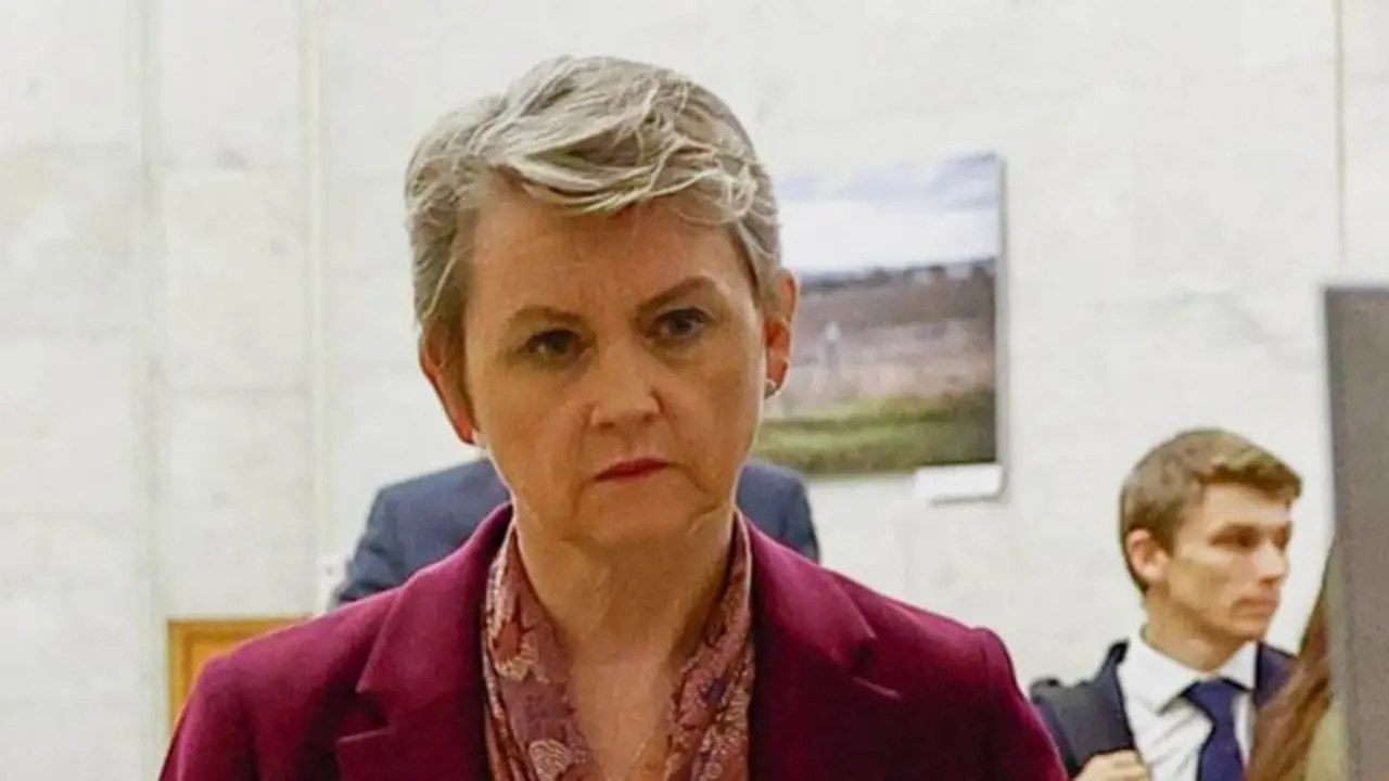 Reino Unido avisa: “La OTAN confrontará a los cazas rusos si violan nuestro espacio aéreo”

EPA/VALENTYN OGIRENKO / POOL