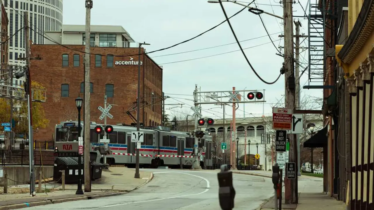 Accenture pexels-owen-outdoors-409204690-29452696