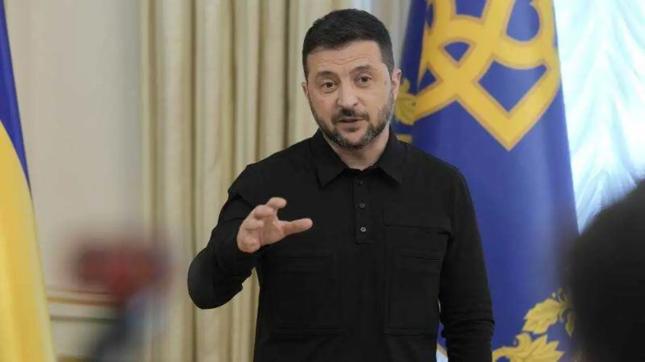 Zelenski pide una defensa aérea conjunta contra Rusia - EP A / STRINGER​​​​​​​​