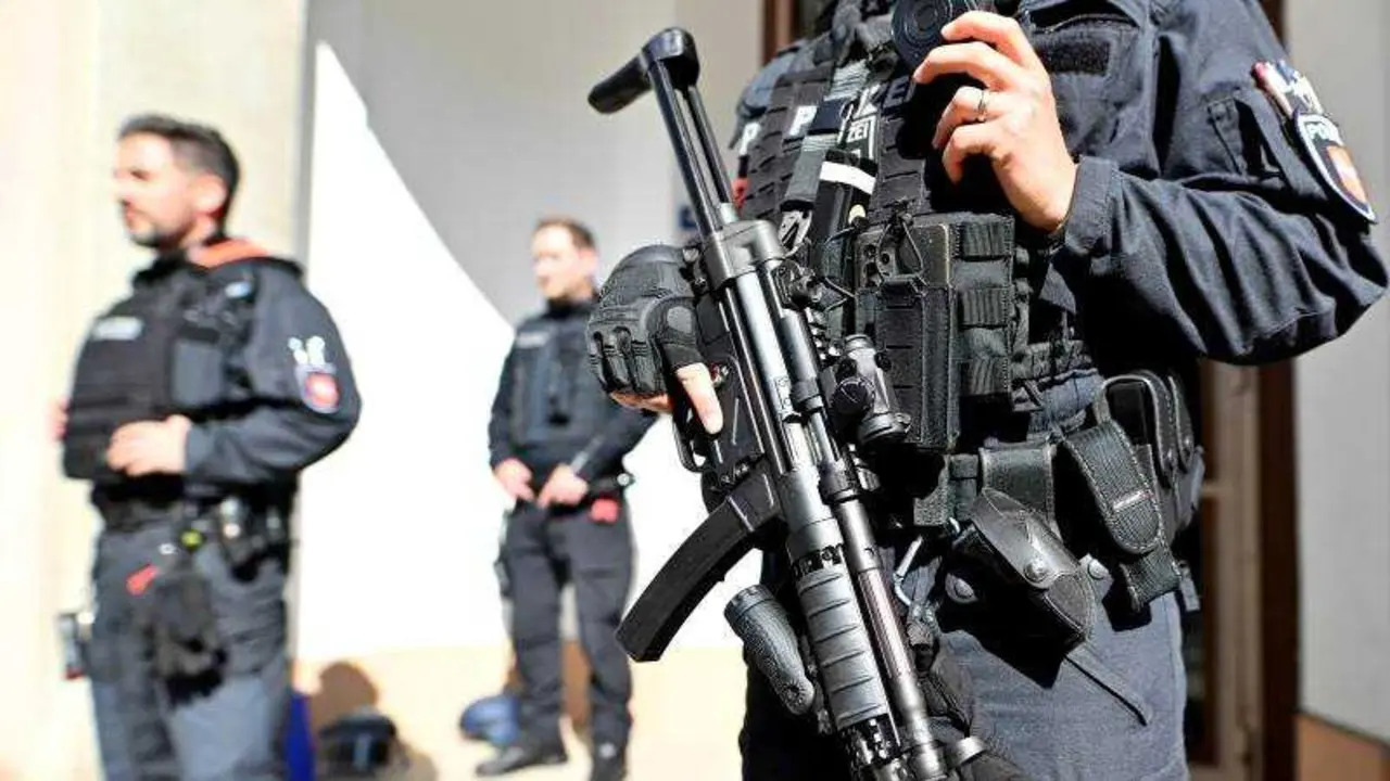 Alemania arresta a tres miembros presuntos de Hamas por planear ataques

EPA/FABIAN BIMMER