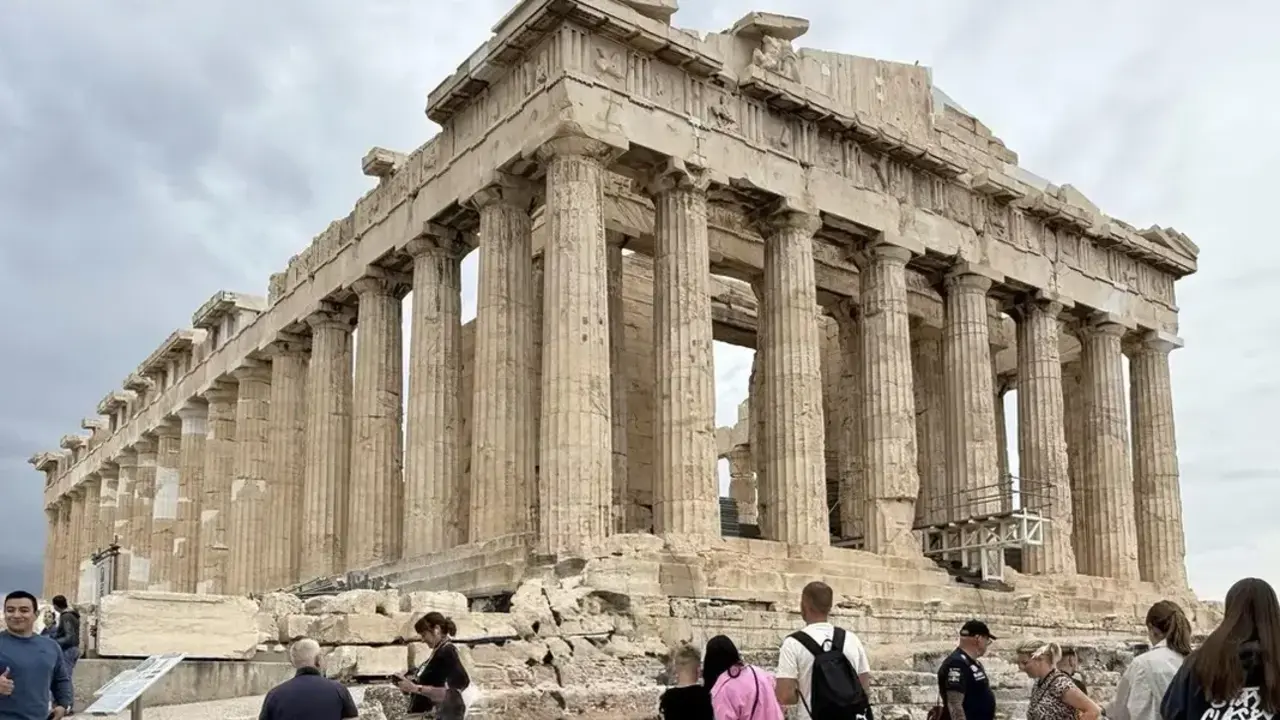 the-parthenon-in-athens-is-scaffold-free-for-the-first-time-v0-wvwc6xmcuotf1 reddit