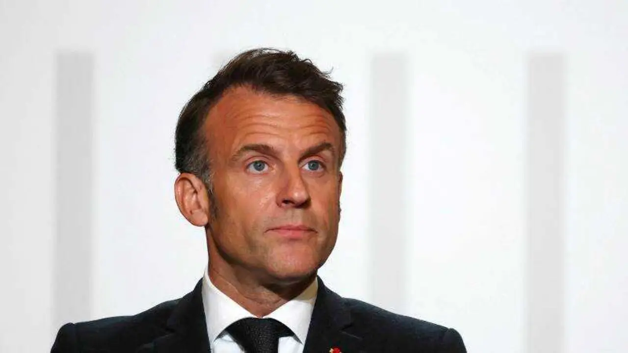 Macron evita la derrota: el Ejecutivo francés sobrevive a una ajustada moción de censura

 - E P A - E F E / S A R A H M E Y S S O N I E R / P O O L​