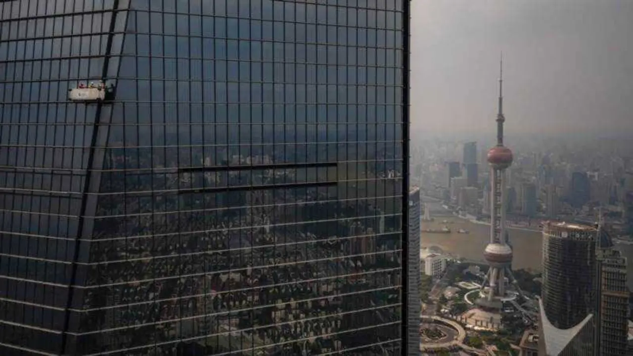 <p>EPA/ALEX&nbsp;PLAVEVSKI</p>
