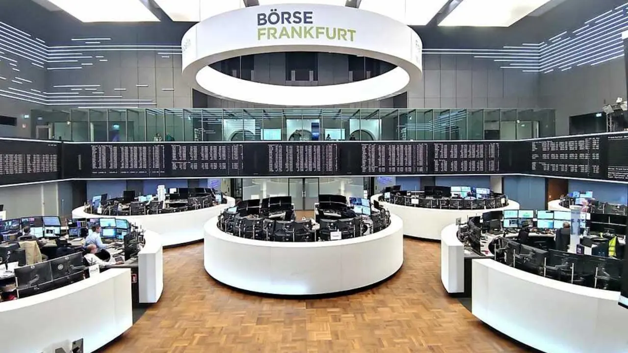 Europa se tiñe de rojo en la apertura: la inflación y el PIB ponen a prueba el rebote de las bolsas