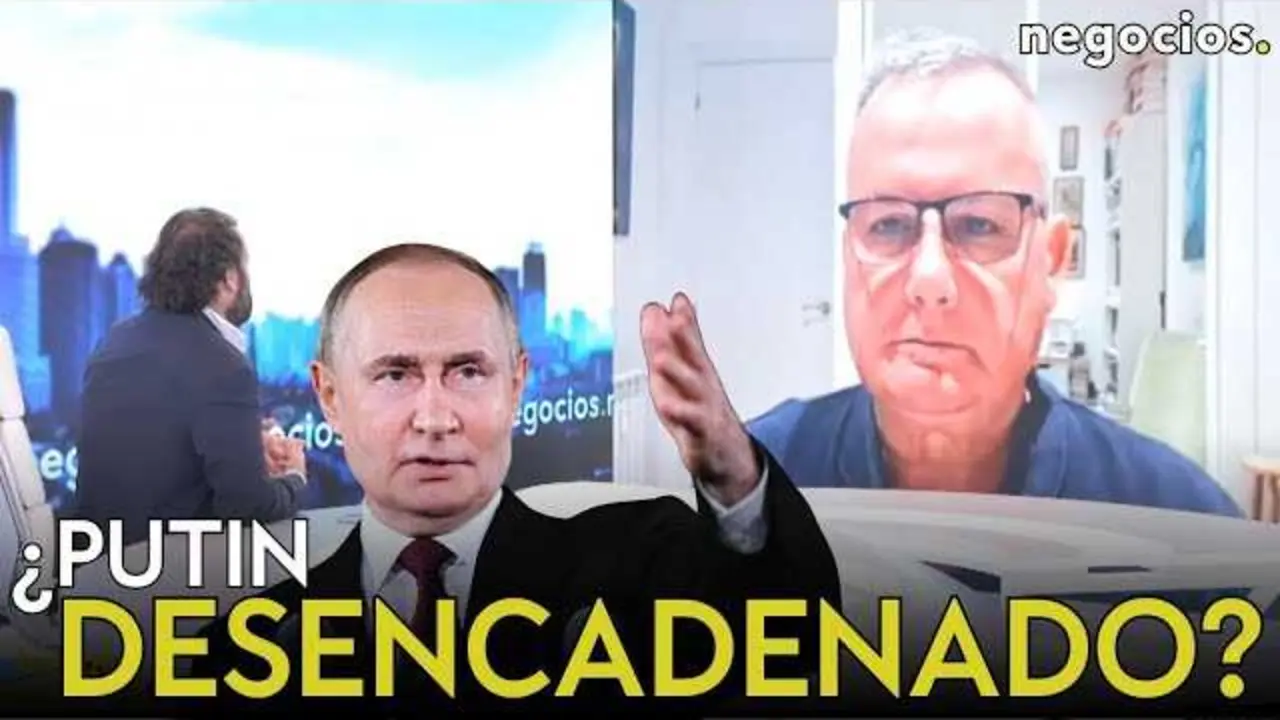 Fotografía del presidente Volodímir Zelensky con fondo de mapas militares, ilustrando la situación de la guerra en Ucrania<br>                        <br>                        <br>                        <br>                      