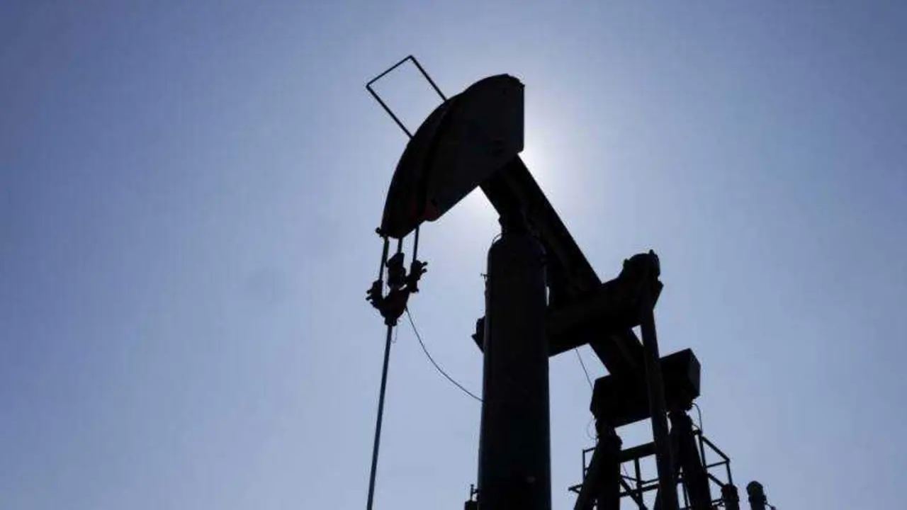 EPA/CAROLINE BREHMAN