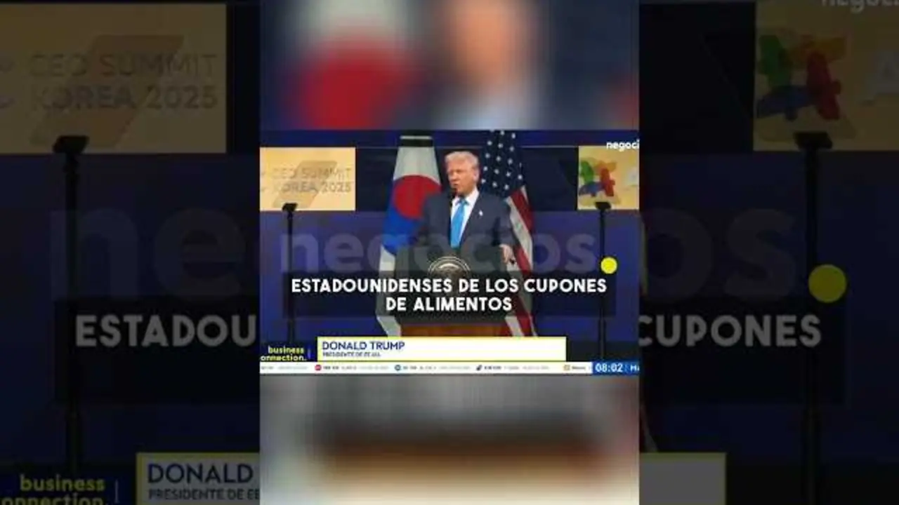 Miniatura del vídeo mostrando a Donald Trump y Jerome Powell en un montaje que refleja la tensión previa al anuncio de la Reserva Federal.<br>                        <br>                        <br>                        <br>                      