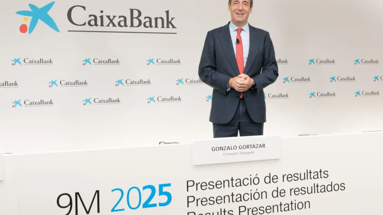 CaixaBank gana 4.397 millones hasta septiembre y refuerza su crecimiento con más crédito e impulso digital