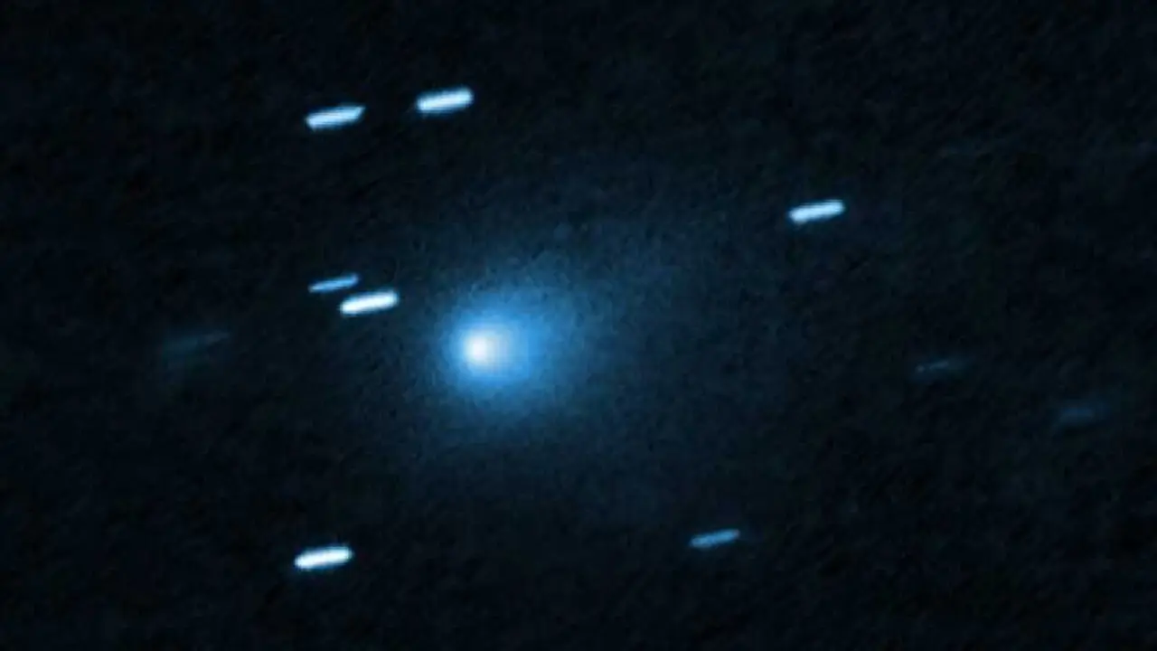 The Hubble Space Telescope captured this image of interstellar object 3I/ATLAS on July 21, 2025. It was the sharpest image yet of the object, acquired when the object was 277 million miles (446 million km) from Earth. This object is now generally believed to be a comet by most astronomers. In this image, a comet-like, teardrop-shaped cocoon of dust can be seen coming off its solid, presumably icy nucleus. Image via NASA/ ESA/ D. Jewitt (UCLA); Image Processing: J. DePasquale (STScI).