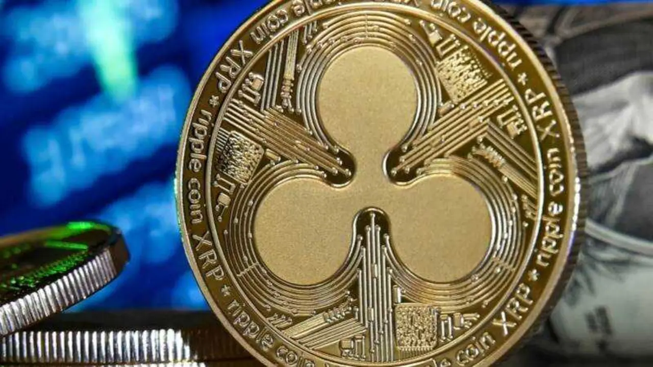 EPA/SASCHA STEINBACH