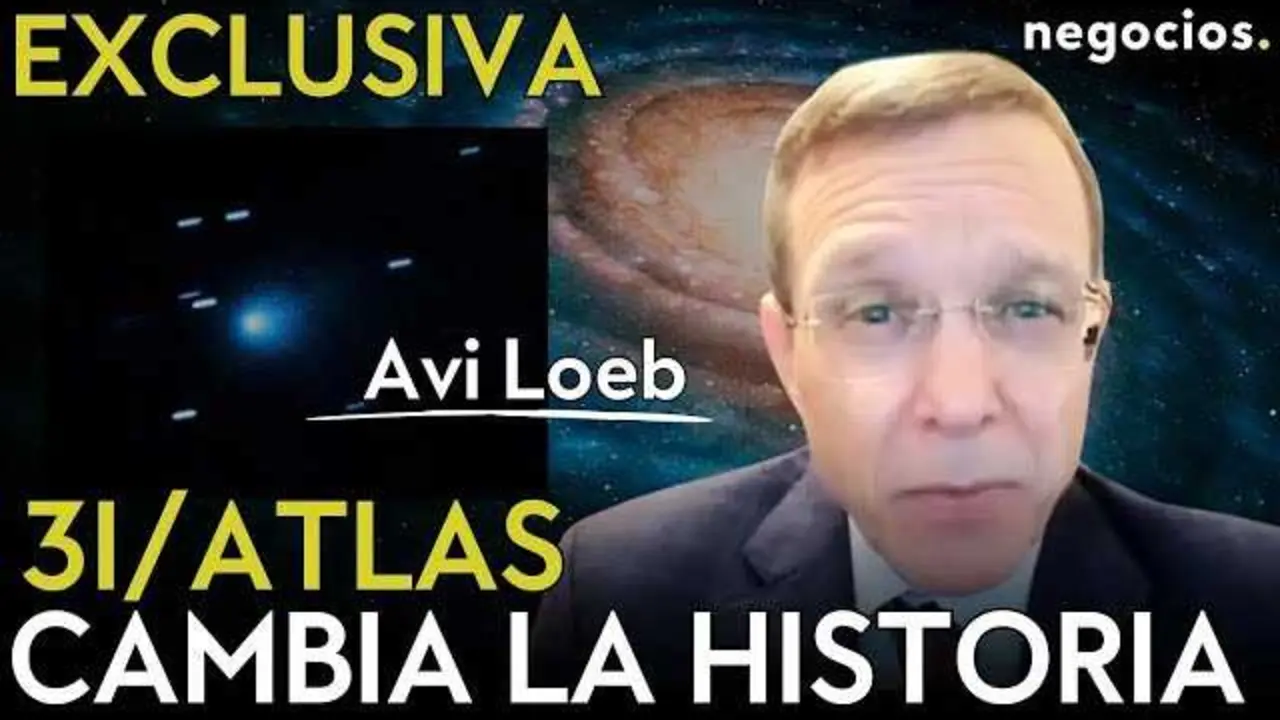 Imagen en miniatura del vídeo donde se presenta al astrofísico Avi Loeb hablando sobre el cometa 3I/Atlas, con un fondo espacial y detalles del objeto interestelar.<br>                        <br>                        <br>                        <br>                      