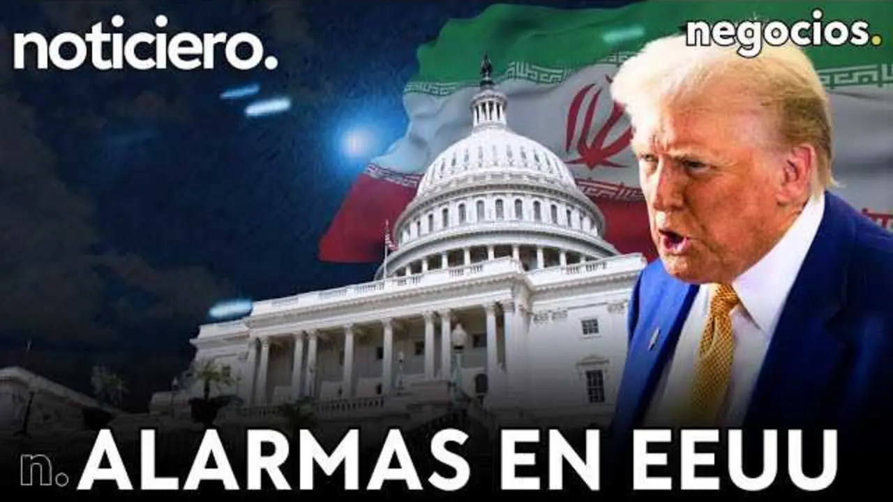 Fotograma del vídeo mostrando una imagen del cometa 3I/ATLAS junto a titulares sobre la tensión entre Estados Unidos e Irán.<br>                        <br>                        <br>                        <br>                      