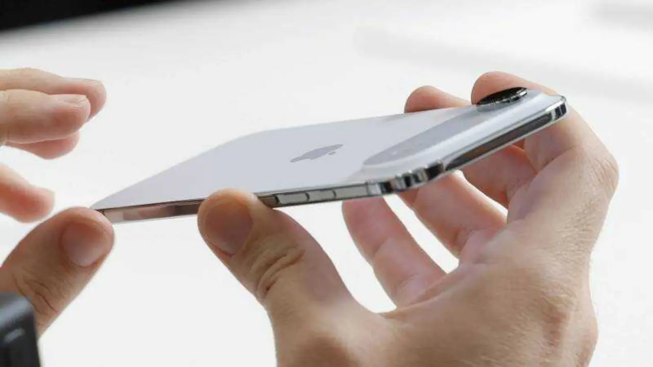 EPA/JOHN G. MABANGLO