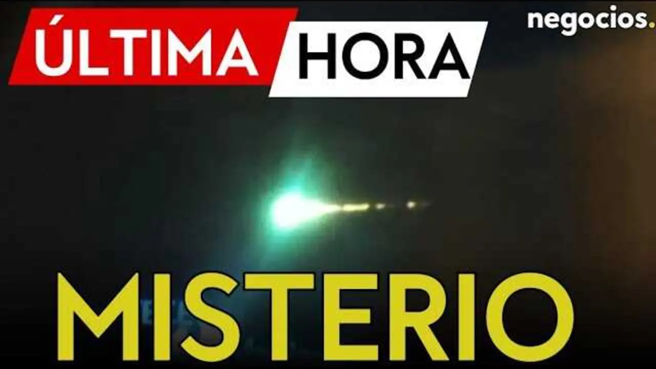 Imagen del meteorito que sobrevoló Moscú y luego impactó en la provincia de Nóvgorod, Rusia.<br>                        <br>                        <br>                        <br>                      
