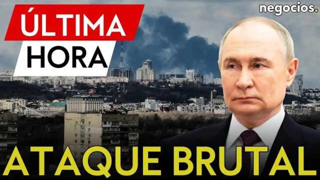 Imagen del bombardeo sufrido en Kiev, destacando el humo y daños en zonas residenciales tras el ataque aéreo masivo.<br>                        <br>                        <br>                        <br>                      