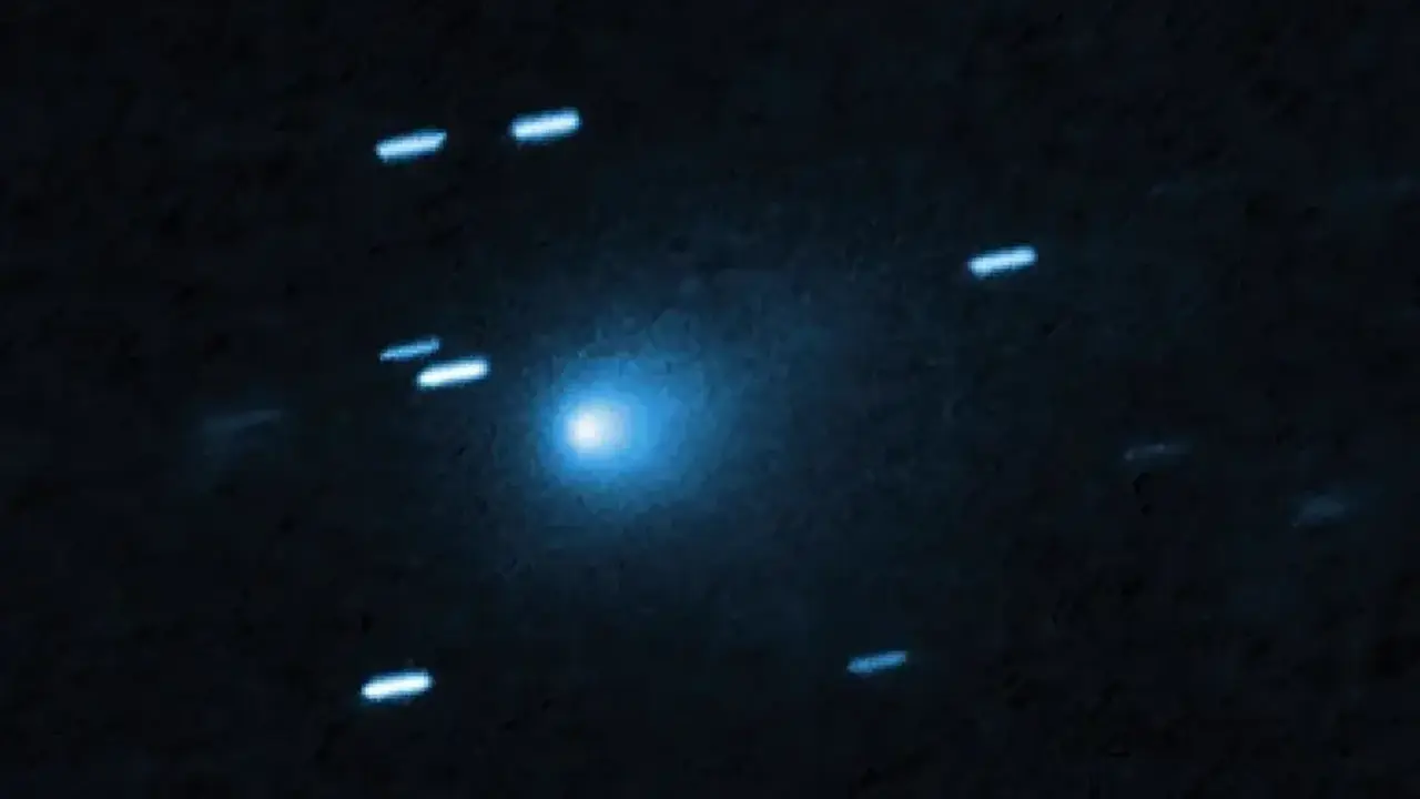 Revelan extraordinarios chorros en espiral en el cometa interestelar 3I/ATLAS