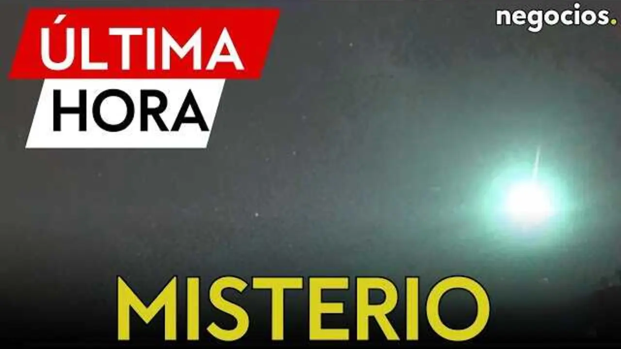 Captura del meteorito verde surcando el cielo nocturno sobre Cabo Rojo, Puerto Rico, durante la lluvia de meteoros Táuridas del Sur.<br>                        <br>                        <br>                        <br>                      