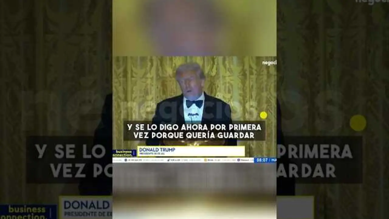 Miniatura del vídeo con Donald Trump y la bandera de Arabia Saudí, simbolizando la nueva alianza estratégica.<br>                        <br>                        <br>                        <br>                      