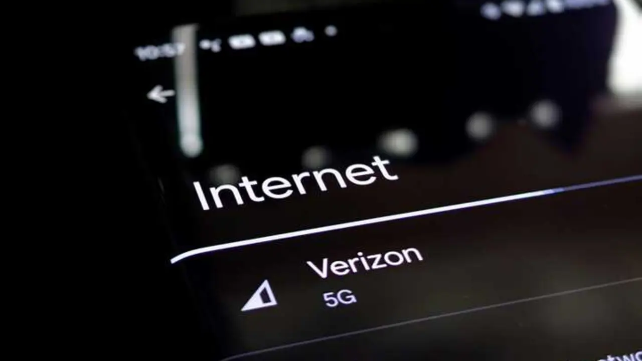 Verizon credits pexels-obi-onyeador-1787470-13029652