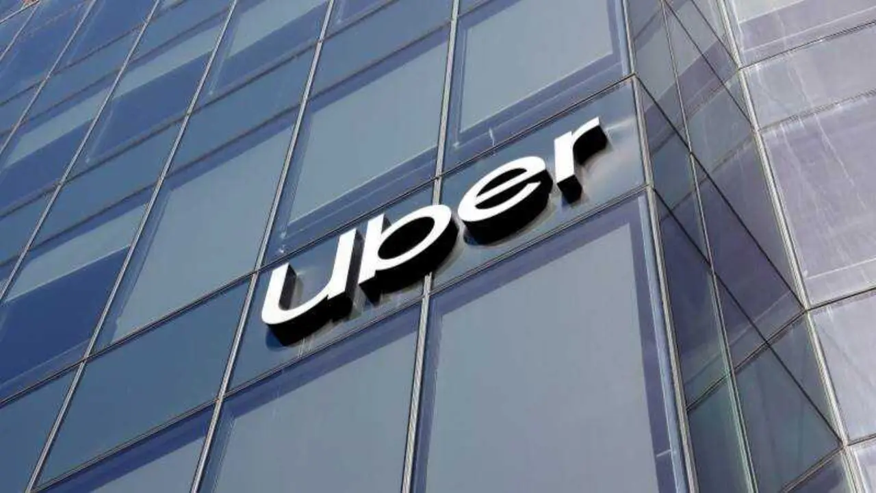 E P A / J O H N G . M A B A N G L O