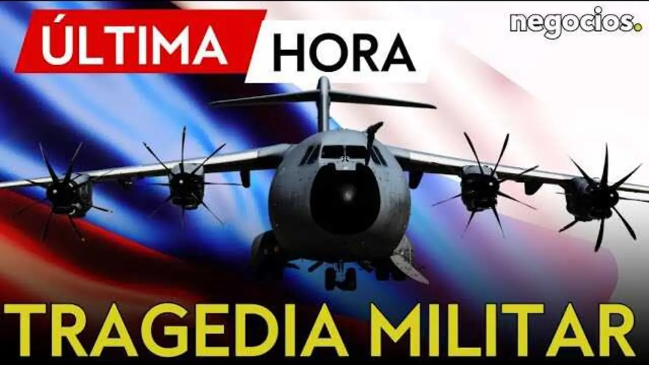 Fotografía de la aeronave An-22 en vuelo, modelo militar de carga involucrado en el accidente en Rusia.<br>                        <br>                        <br>                        <br>                      