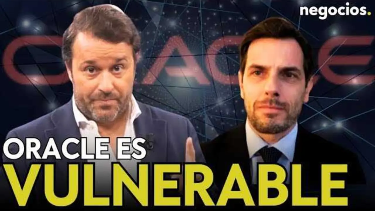 Luca Paolini, economista jefe de Pictet Asset Management, entrevistado en Negocios TV con gráficos financieros de fondo.<br>                        <br>                        <br>                        <br>                      