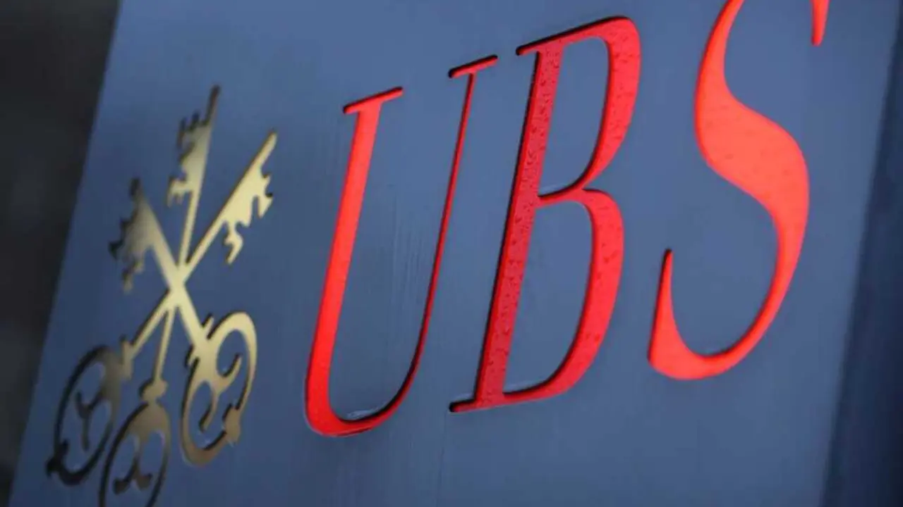 UBS se baja de IAG para 2026 y se&ntilde;ala a dos ganadoras: Ryanair y Lufthansa