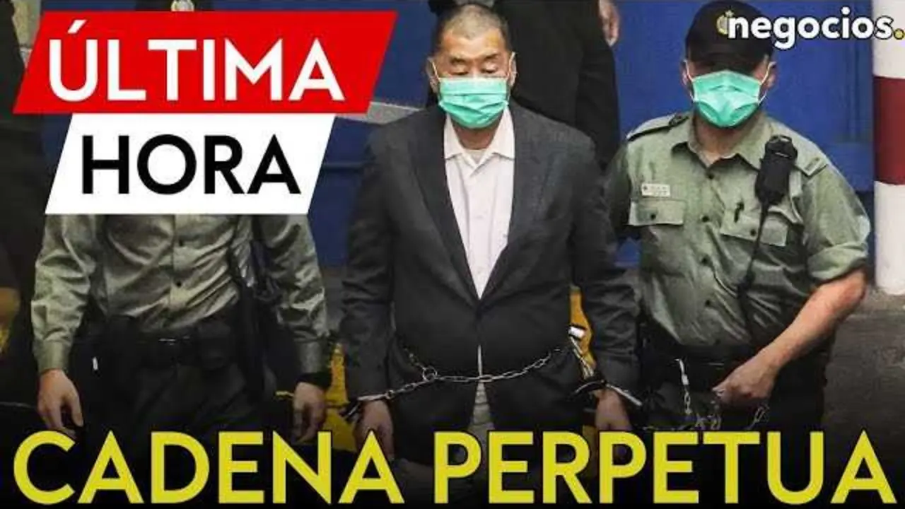 Retrato de Jimmy Lai con fondo difuminado, simbolizando la controversia política y mediática en Hong Kong.<br>                        <br>                        <br>                        <br>                      