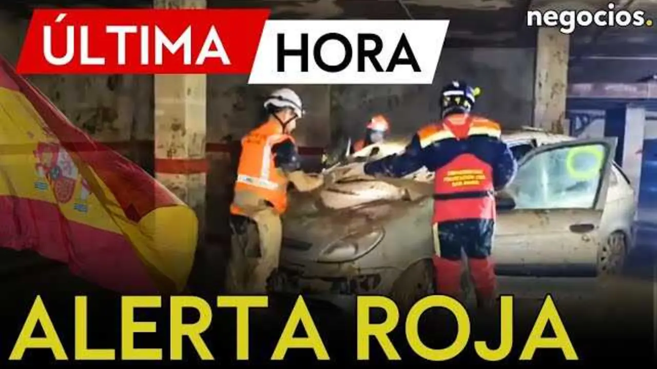 Imagen de alerta meteorol&oacute;gica con vista a&eacute;rea de Tarragona bajo cielos tormentosos y s&iacute;mbolos de advertencia por lluvias intensas.<br>                        <br>                        <br>                        <br>                      