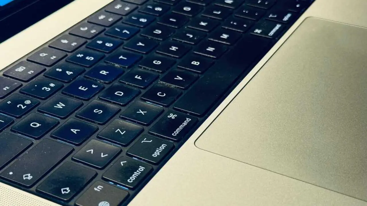 WhatsApp Image 2025-12-16 at 22.54.53