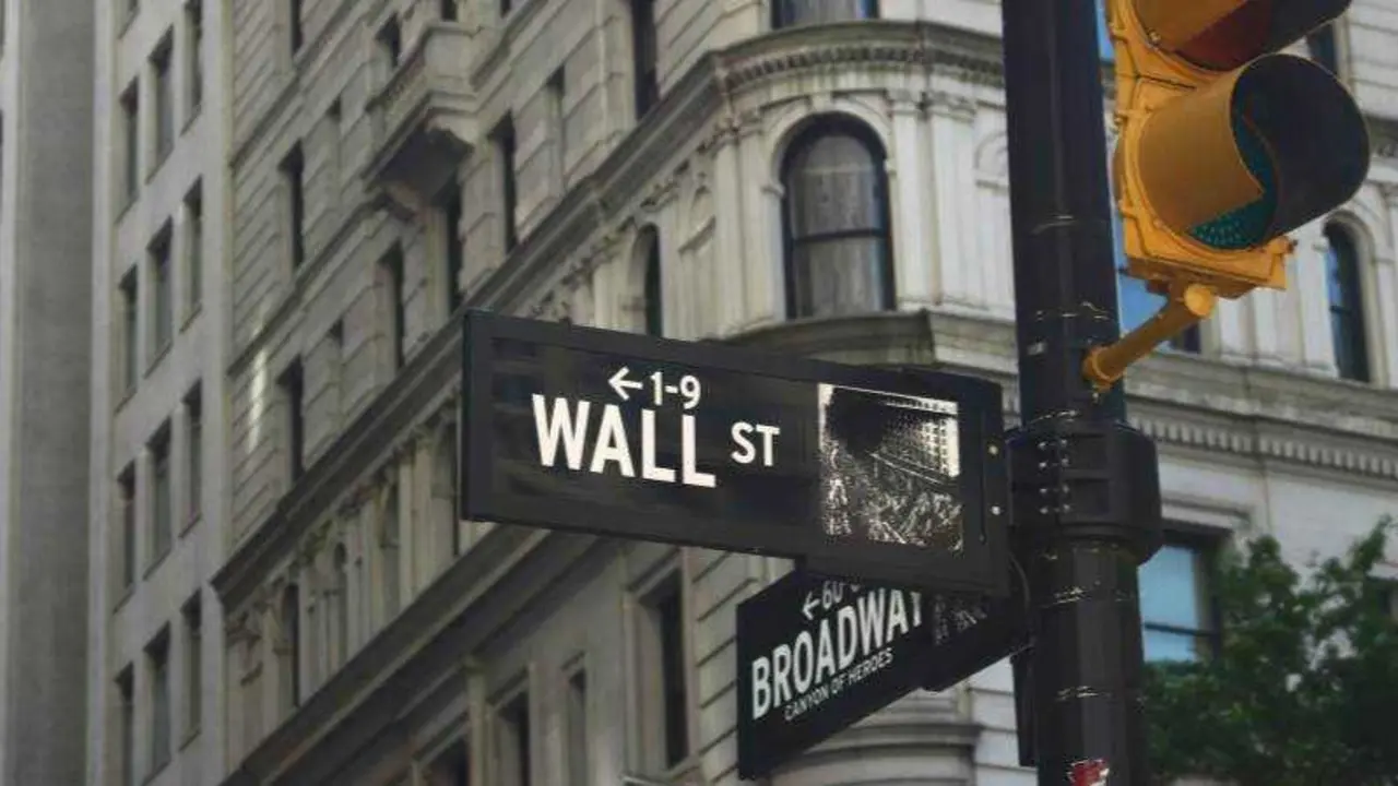 UNSPLASH / ROBERTO JUNIOR