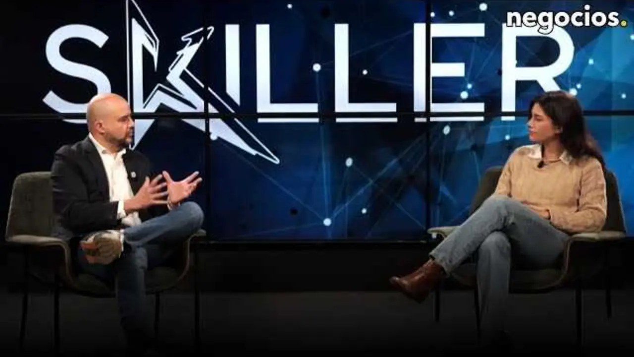 Captura de pantalla del video de Negocios TV donde Covadonga Torres Assiego conversa sobre Chat Control y la IA en la libertad digital.<br>                        <br>                        <br>                        <br>                      