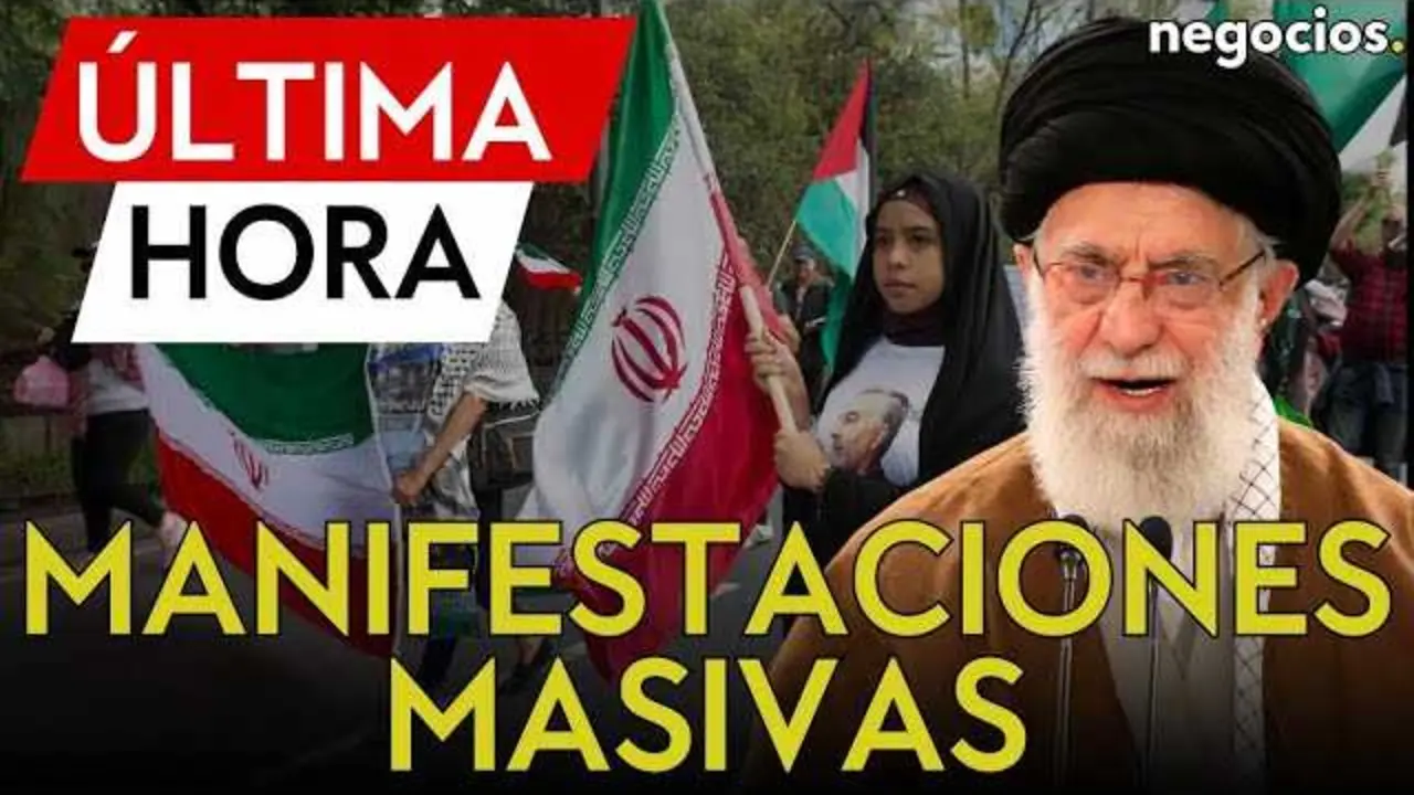 Manifestantes en las calles de Teher&aacute;n enfrent&aacute;ndose a fuerzas de seguridad durante las protestas contra el r&eacute;gimen de Khamenei.<br>                        <br>                        <br>                        <br>                      