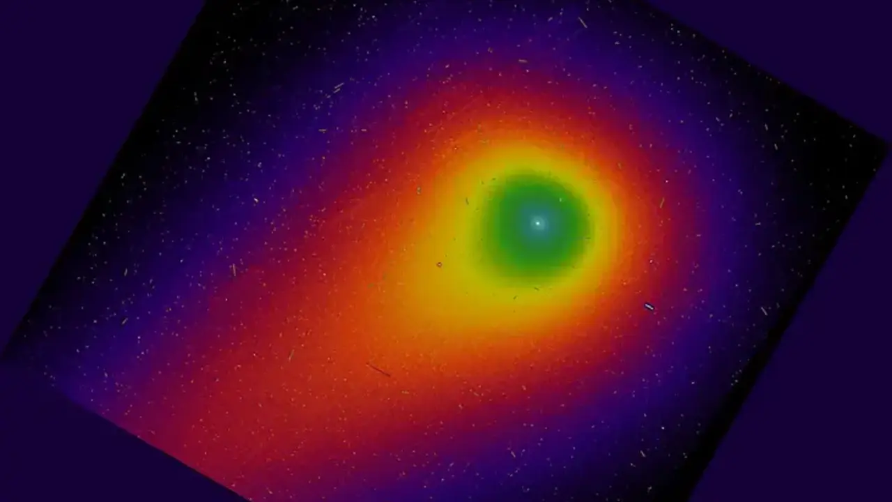 Imagen de 3I/ATLAS, tomada el 7 de enero de 2026 por el Telescopio Espacial Hubble (panel superior) y procesada mediante el filtro de gradiente rotacional Larson-Sekanina (panel inferior). El panel inferior muestra una estructura de triple chorro con un prominente chorro anticola en direcci&oacute;n al Sol, hacia la esquina inferior izquierda de la imagen. El chorro anticola se extiende a una escala del orden de la separaci&oacute;n Tierra-Luna. (Cr&eacute;dito de la imagen: Toni Scarmato, basado en datos publicados por NASA/ESA/STScI aqu&iacute;)