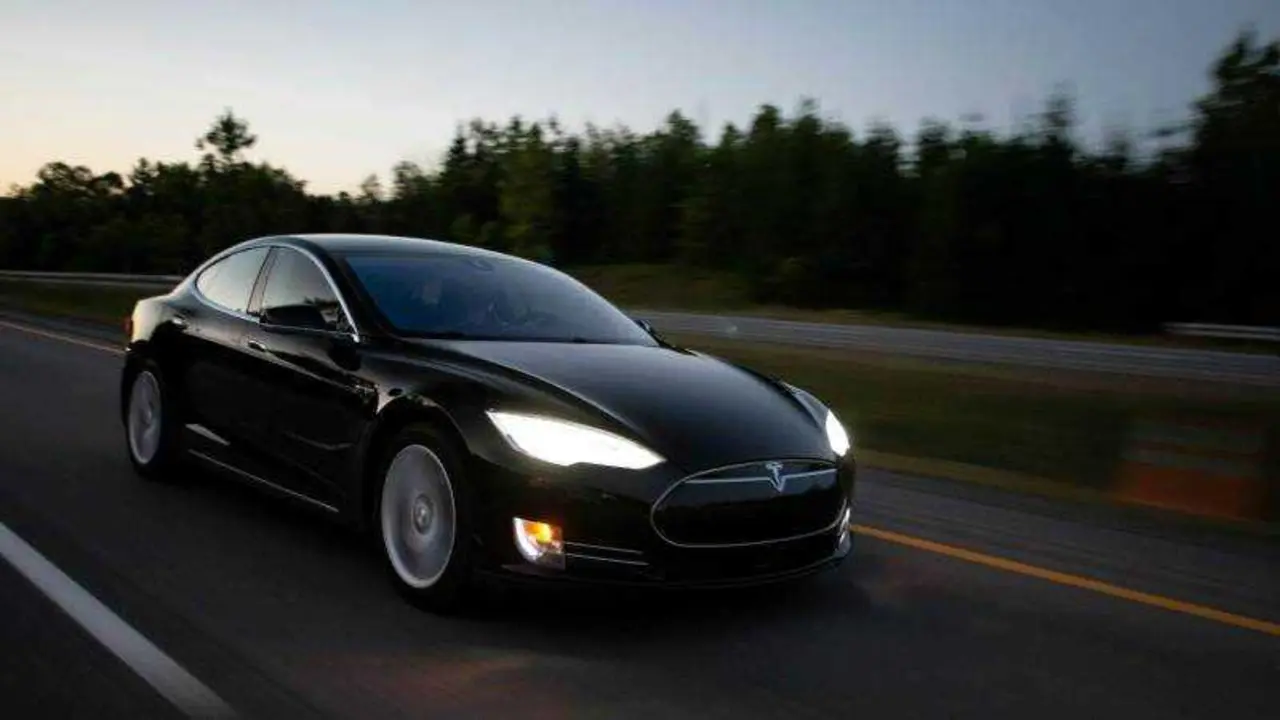 UNSPLASH / JP VALERY