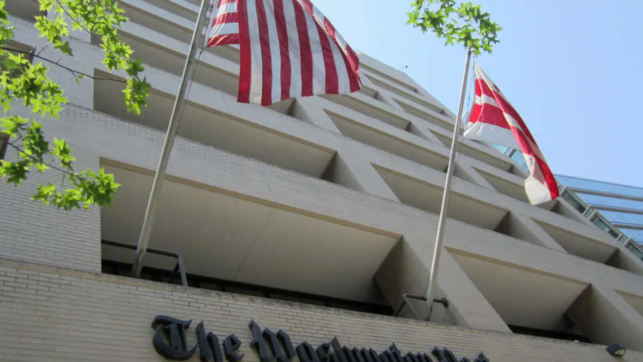 Washington Post building, Por Daniel X. O'Neil from USA - Washington, DC, June 2011: The Washington Post, CC BY 2.0