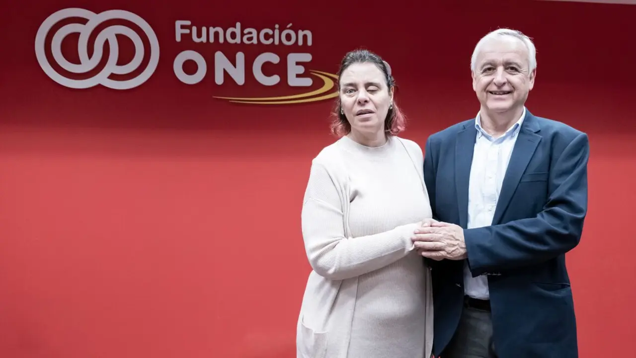 La secretaria general de Fundación ONCE y vicepresidenta ejecutiva de Inserta Empleo, Virginia Carcedo, y el presidente de Aldeas Infantiles SOS de España, Pedro Puig