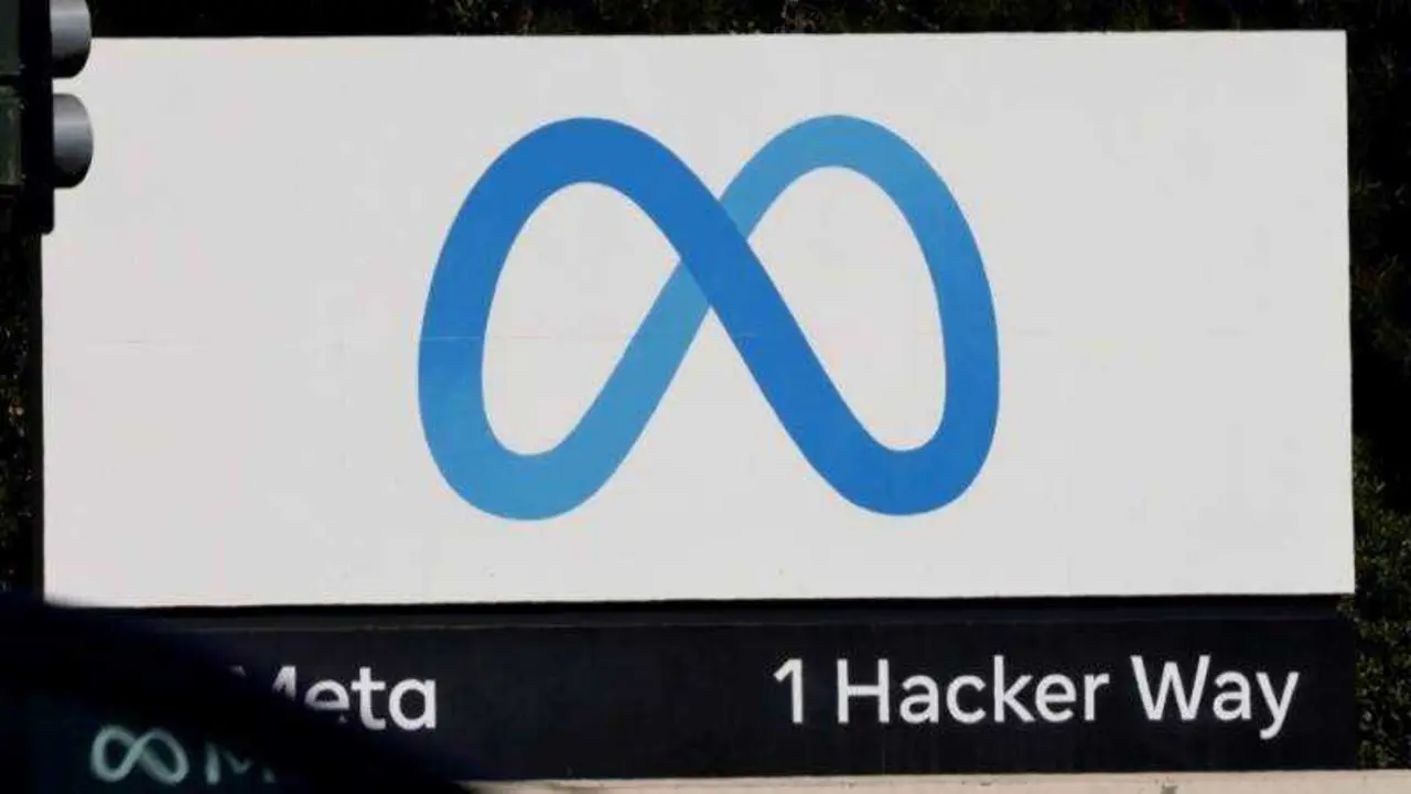 EPA/JOHN G. MABANGLO