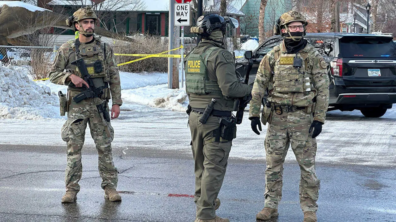 Agentes ICE