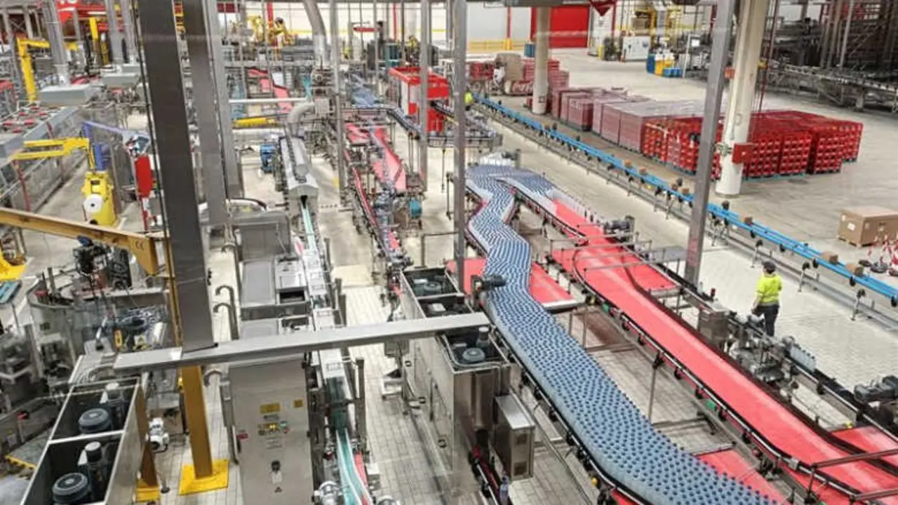 ep_fabrica_de_coca-cola_europacific_partners_ccep_en_martorelles_barcelona_780x440