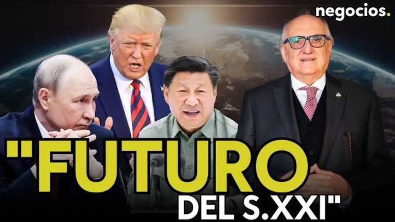 Vista panor&aacute;mica del Estrecho de Ormuz, zona estrat&eacute;gica para el paso de petr&oacute;leo y foco de tensiones geopol&iacute;ticas internacionales.<br>                        <br>                        <br>                        <br>                      