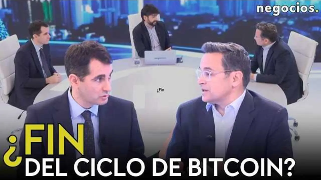 Gr&aacute;fica ilustrativa sobre la evoluci&oacute;n del mercado de criptomonedas con Bitcoin en primer plano, mostrando datos de volumen y crecimiento de ETFs.<br>                        <br>                        <br>                        <br>                      