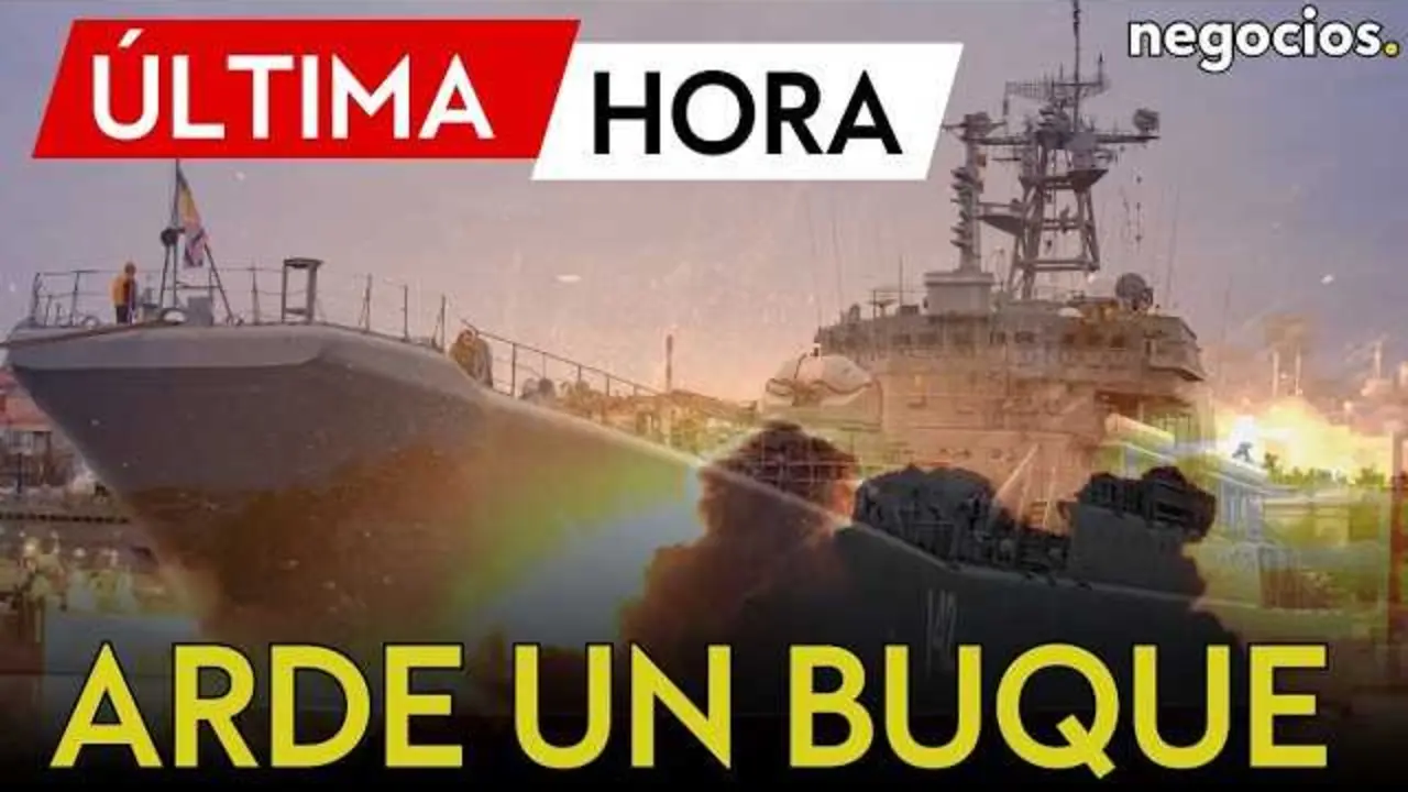 Imagen del buque Arctic Metagaz, sancionado y actualmente en incendio en el Mar Mediterr&aacute;neo, frente a las costas de Malta.<br>                        <br>                        <br>                        <br>                      