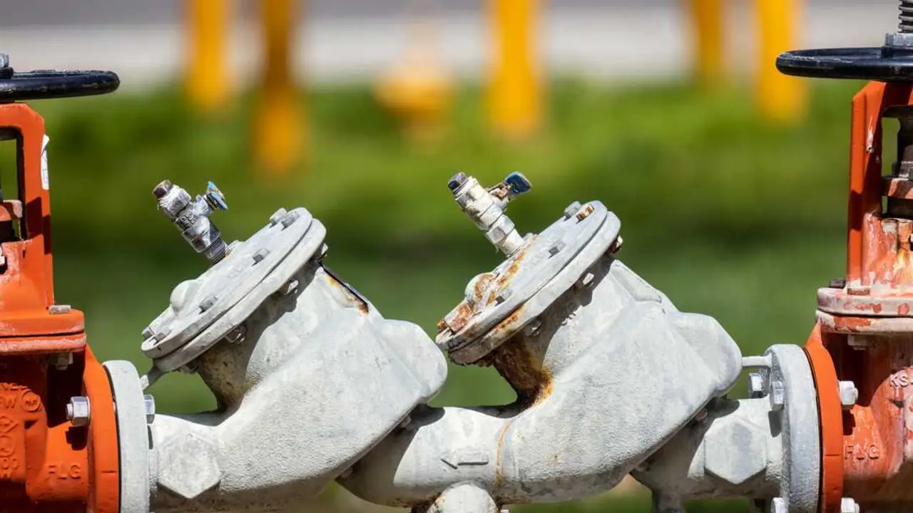 GAS cc pexels-ninobur-16138946